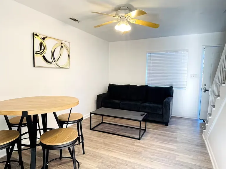 1011 Hunter Ave #6 — Photo 18