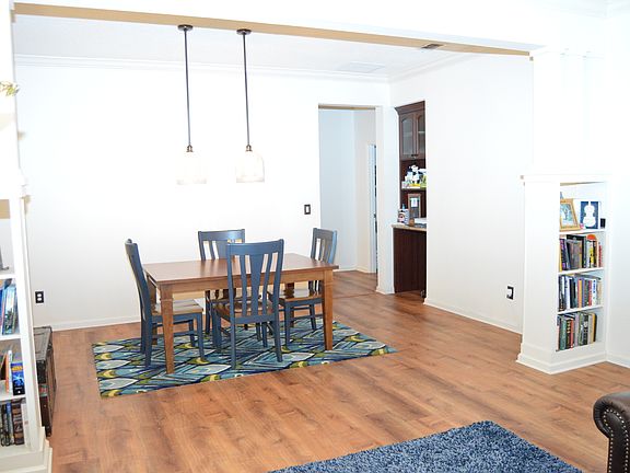 4th image of 1135 Tapestry Dr