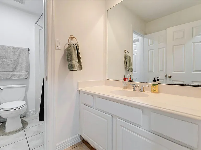 2706 Ridgeglen Ln — Photo 17