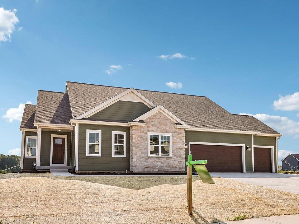 1st image of 438 Sandstone STREET