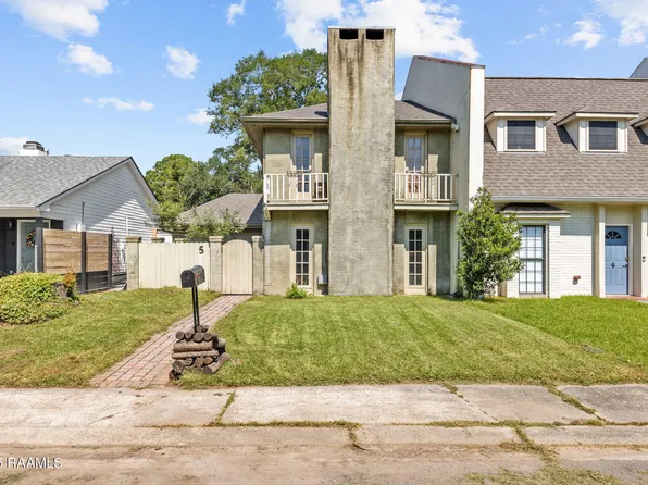 5 Courtyard Cir, Lafayette, LA 70508