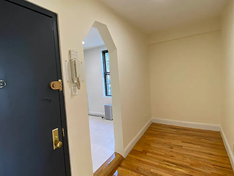 2181 3rd Ave #2C — Photo 7