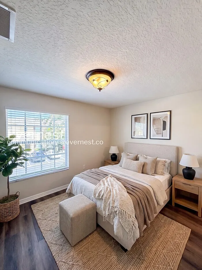 2 bed, 2.5 bath, 1292 sqft, $1,695 — Photo 4
