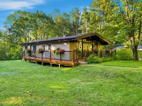 10 Magor Dr, Seguin, ON P0C 1J0