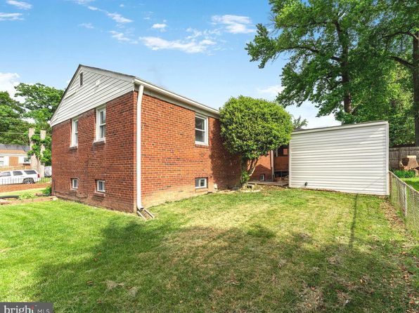 1915 Lakewood St, Suitland, MD 20746