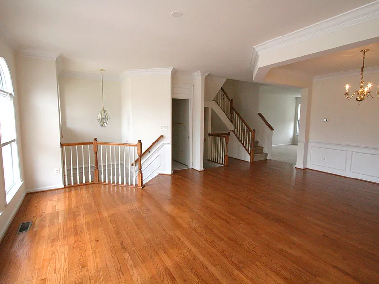 46164 Aisquith Ter — Photo 2