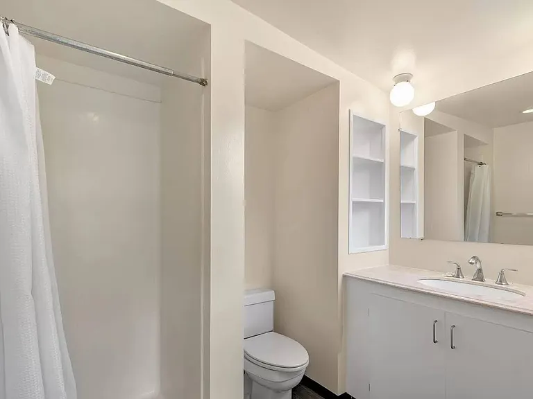 11 Beach Ave — Photo 6