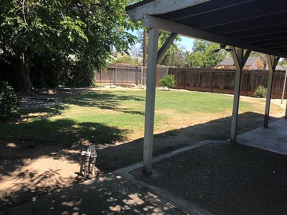 5th image of 3953 Maywood Dr S