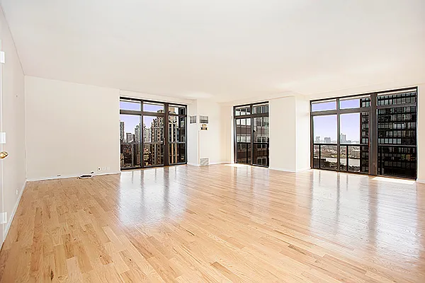 Rented by RSNY Realty | media 14