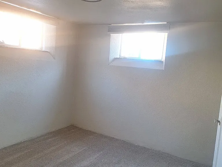 1942 S Columbine St — Photo 15