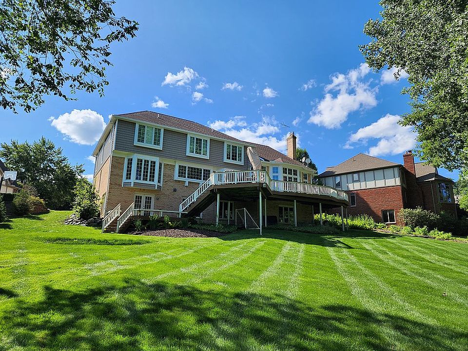 2nd image of 2866 Pheasant Ring Dr