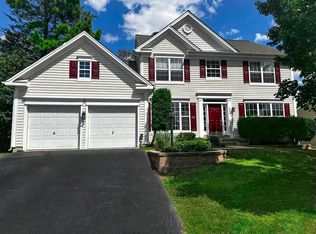 9255 Glen Meadow Ln, Bristow, VA 20136