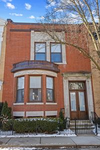 3818 N Alta Vista Ter, Chicago, IL, 60613