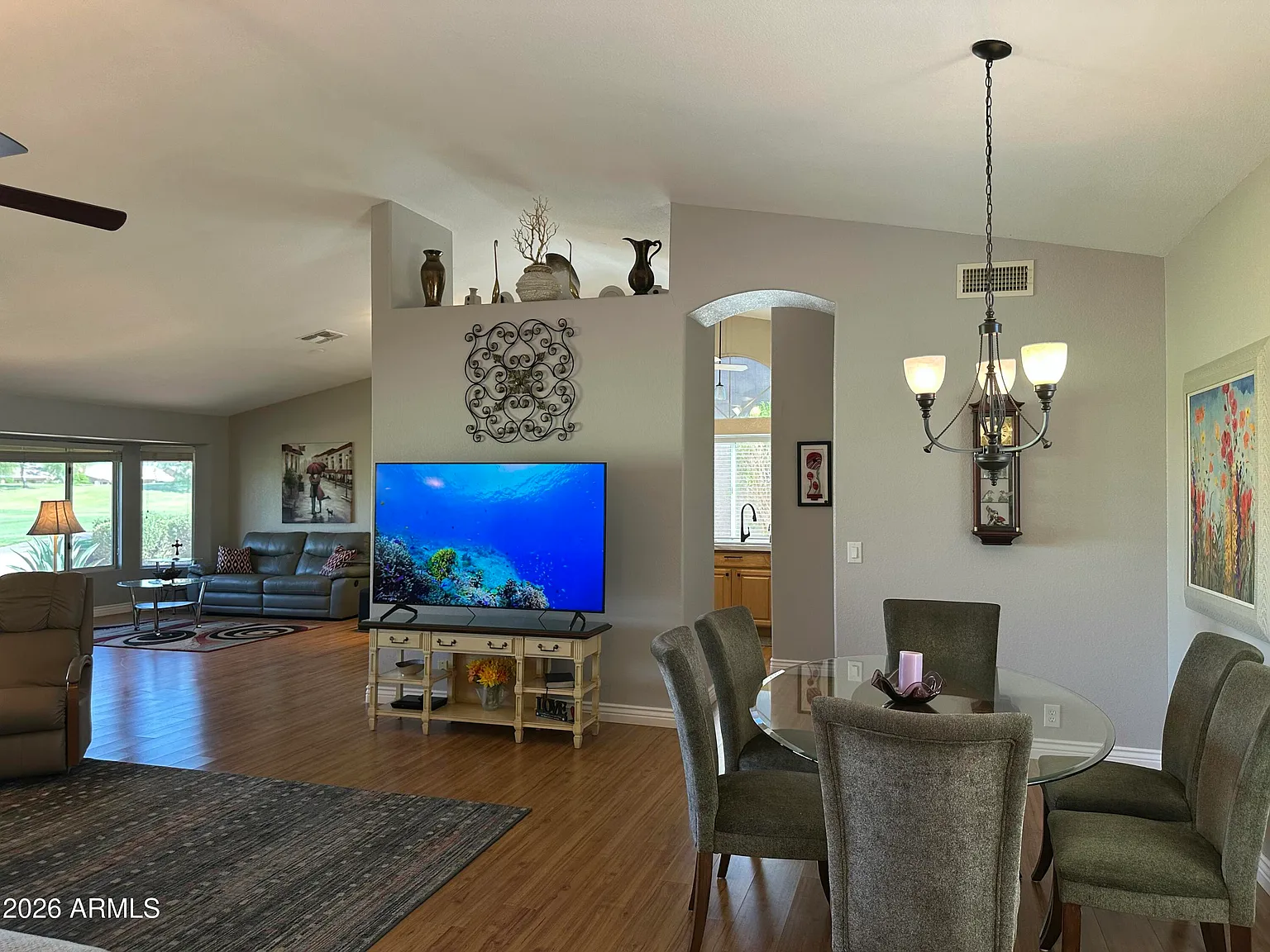 2 bed, 2.0 bath, 1884 sqft, $2,400 — Photo 3