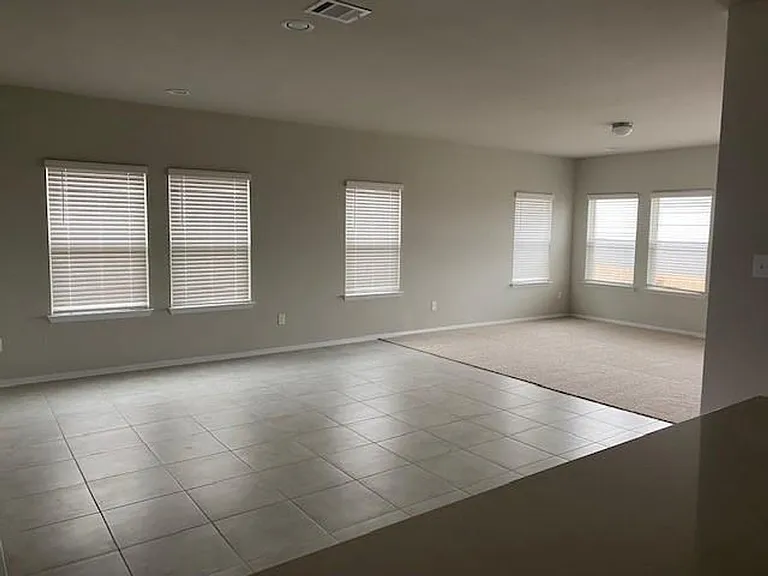 2751 Winding Creek Rd — Photo 5