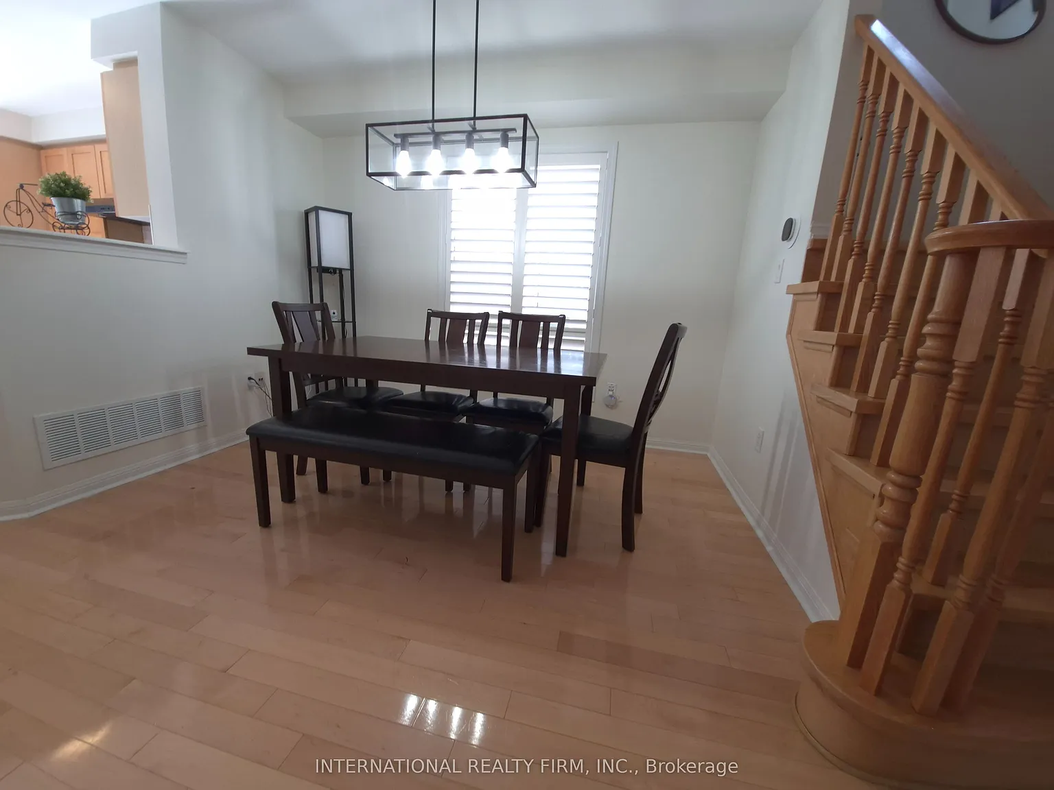 4 bed, $4,200 — Photo 4