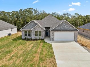 512 Madeleine, Austin, AR 72007