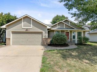 1910 N Redbarn Ln, Wichita, KS 67212