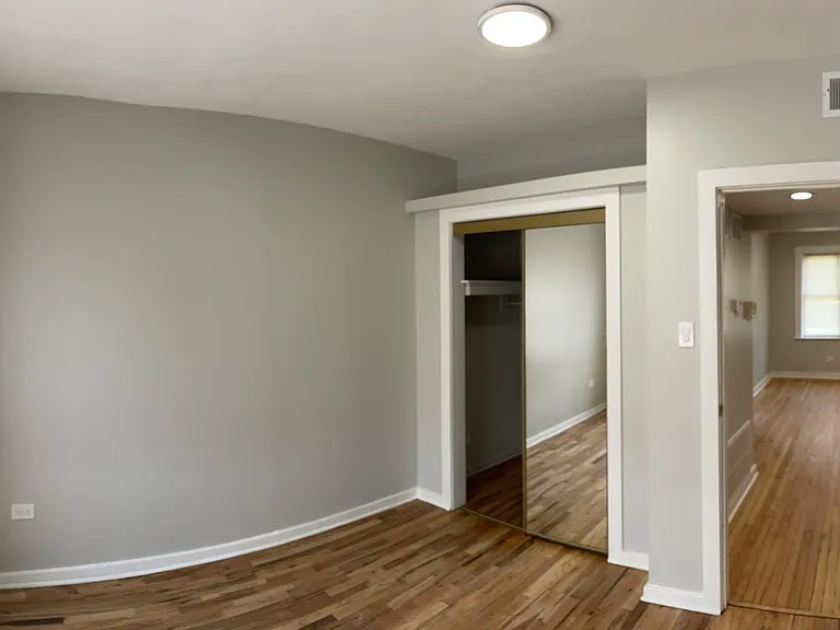 3117 W 61st St #2 — Photo 7