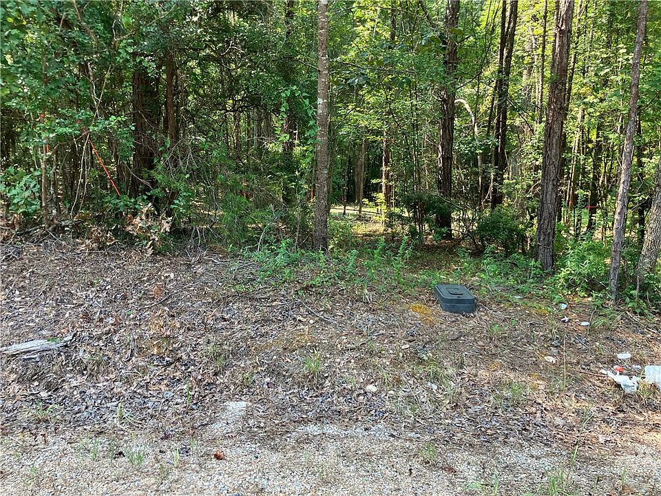 2nd image of 2031 Lee Road 45