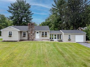 3856 E Hopewell Rd, Center Valley, PA 18034