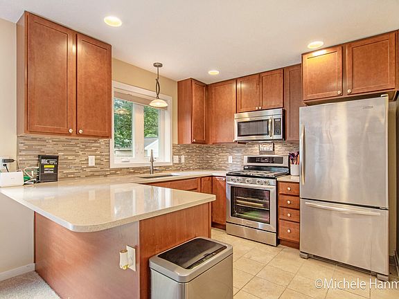 5th image of 2591 Bowenton Pl SW