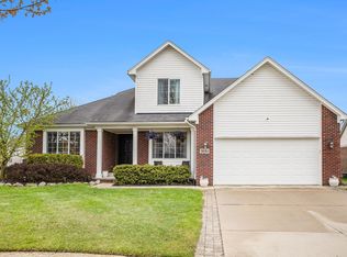 18644 Nova Dr, Macomb, MI