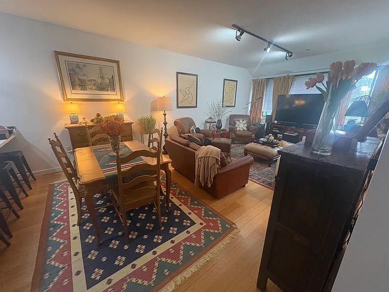 1200 Bedford St #205 — Photo 7