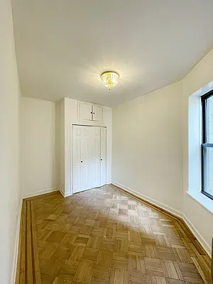 Rented by Pear NYC LLC | media 27