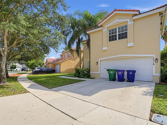 2nd image of 15310 SW 47th St