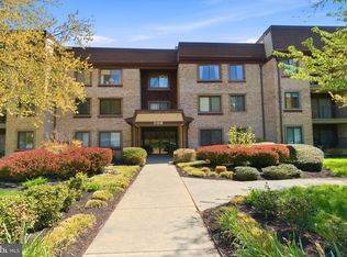 3031 Borge St APT 307, Oakton, VA 22124