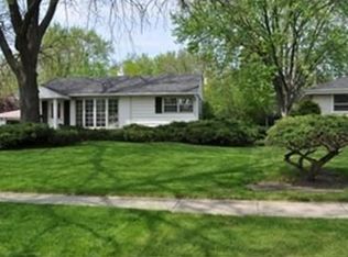 3100 Starling Ln, Rolling Meadows, IL 60008
