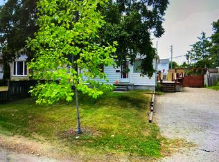 32 Amiens Rd, Toronto, ON M1E3S6