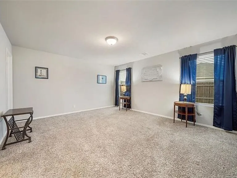 1204 E Quincy St — Photo 12