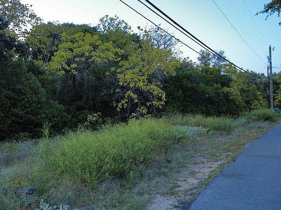3rd image of 713 Britton Ave