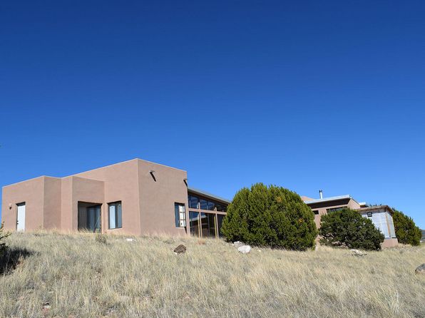 202 Ridge View Rd, Magdalena, NM 87825