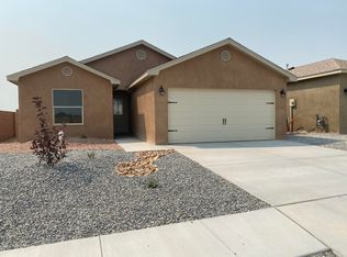 2477 Desert Sky St, Los Lunas, NM 87031