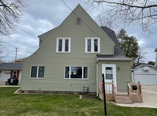 2611 West St, Two Rivers, WI 54241