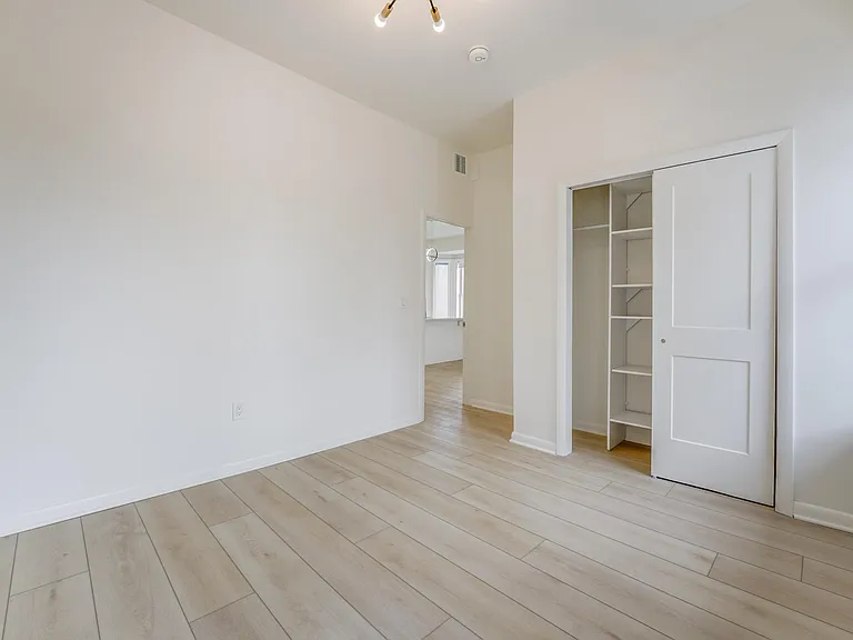 26 46th St #2 — Photo 10