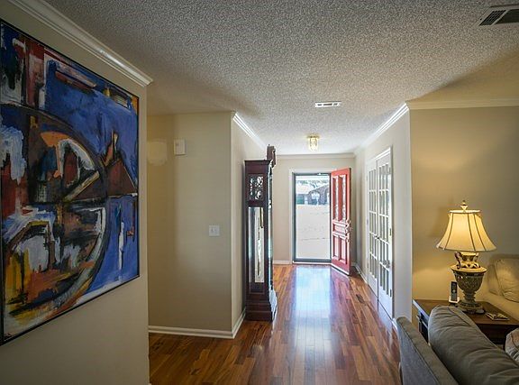 2nd image of 114 Mackqueen Dr