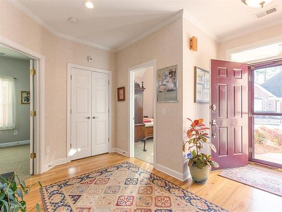 5th image of 1750 Woodberry Run Dr