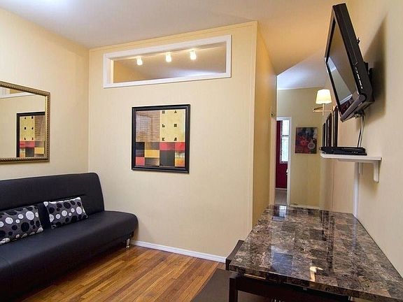 3rd image of 346 W 53rd St #4E