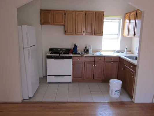 Rented by Empire One Realty | media 2