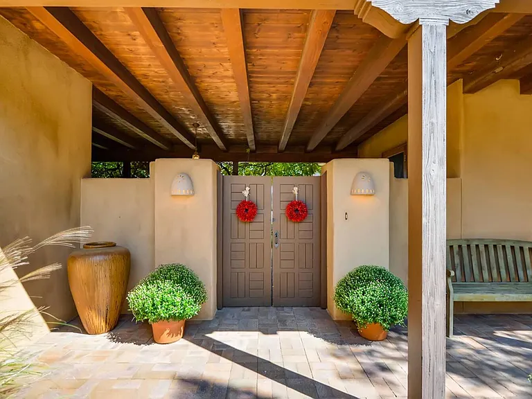 26 Camino Caruso — Photo 7