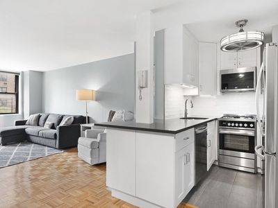 201 E 17th St APT 4D, New York, NY, 10003