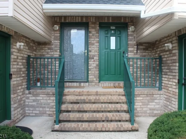 202 Rip Van Dam Ct, Montgomery Twp., NJ 08502