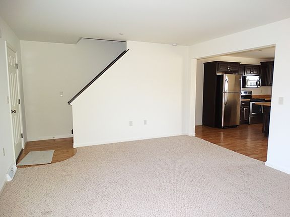 2nd image of 318 Meadow View Dr #L-0167