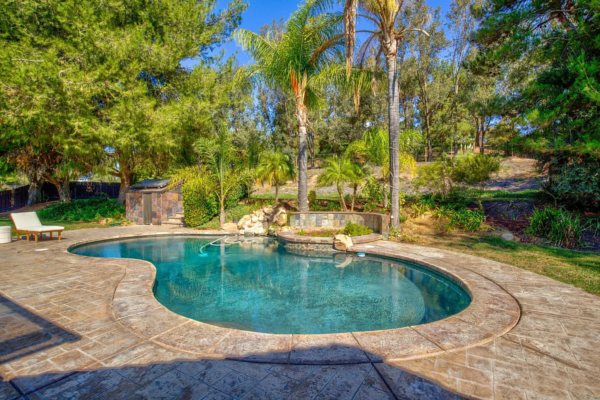 Building Photo - 33180 Vino Way
