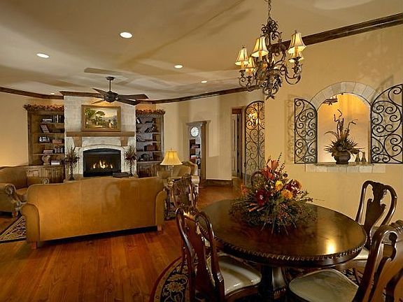 4th image of 6527 Sondra Dr