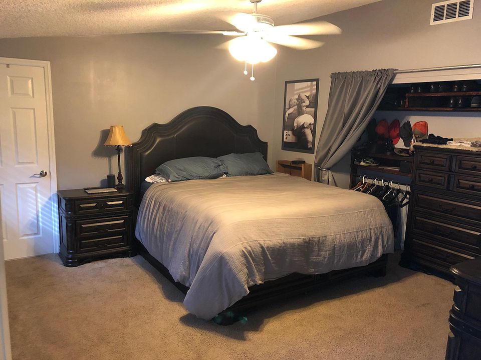 1st image of 3306 Royal Palm Dr #1